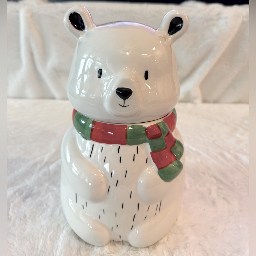 Harry and David White Polar Bear Cookie Jar- 11”Hx6”W
